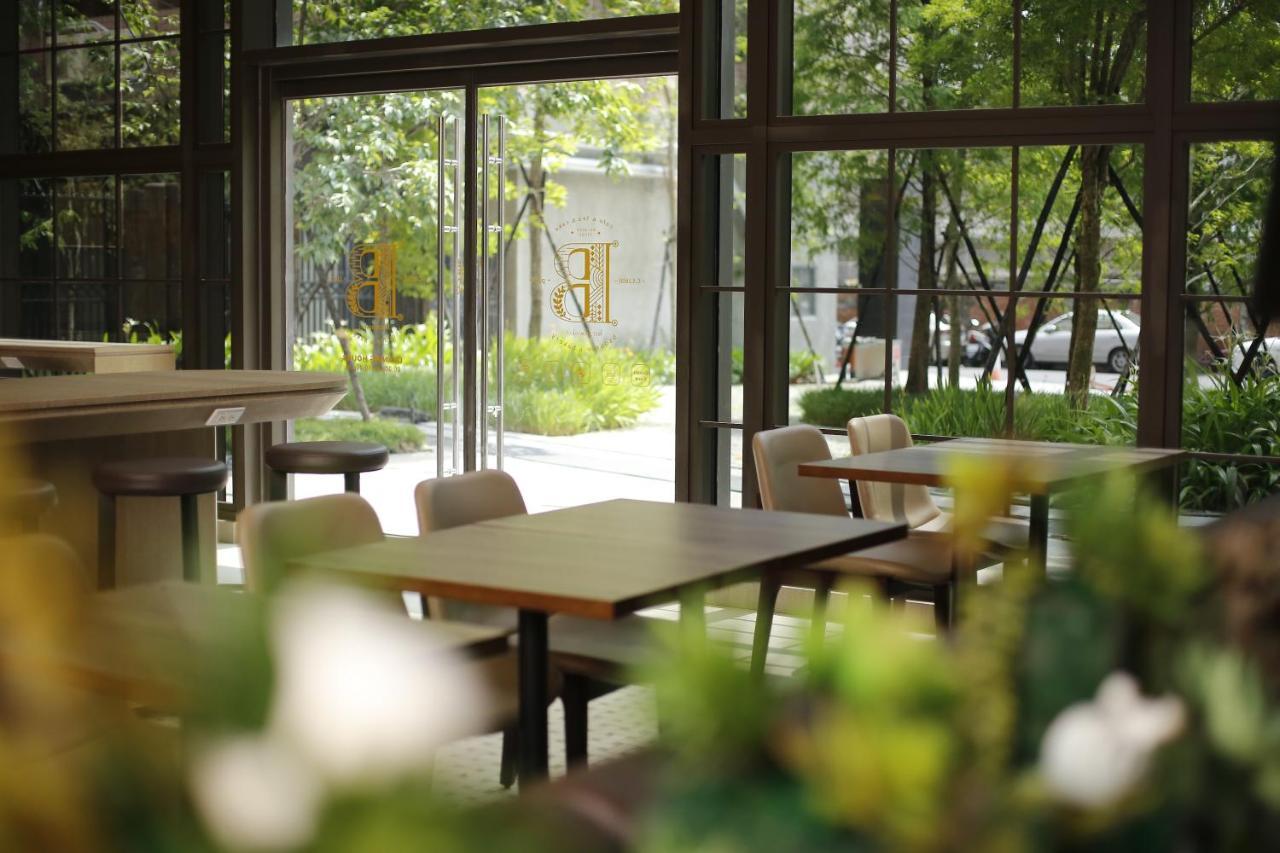 Kloud Hotel Taichung Esterno foto