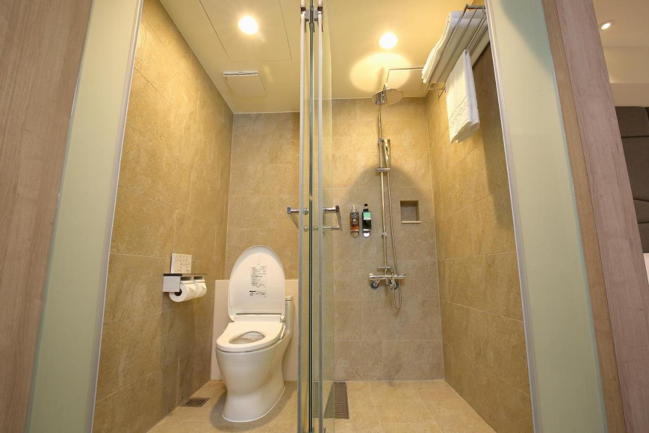 Kloud Hotel Taichung Esterno foto