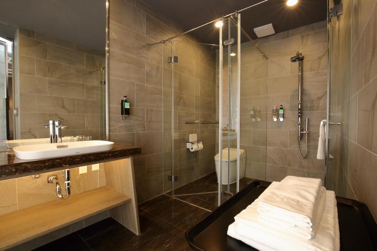 Kloud Hotel Taichung Esterno foto
