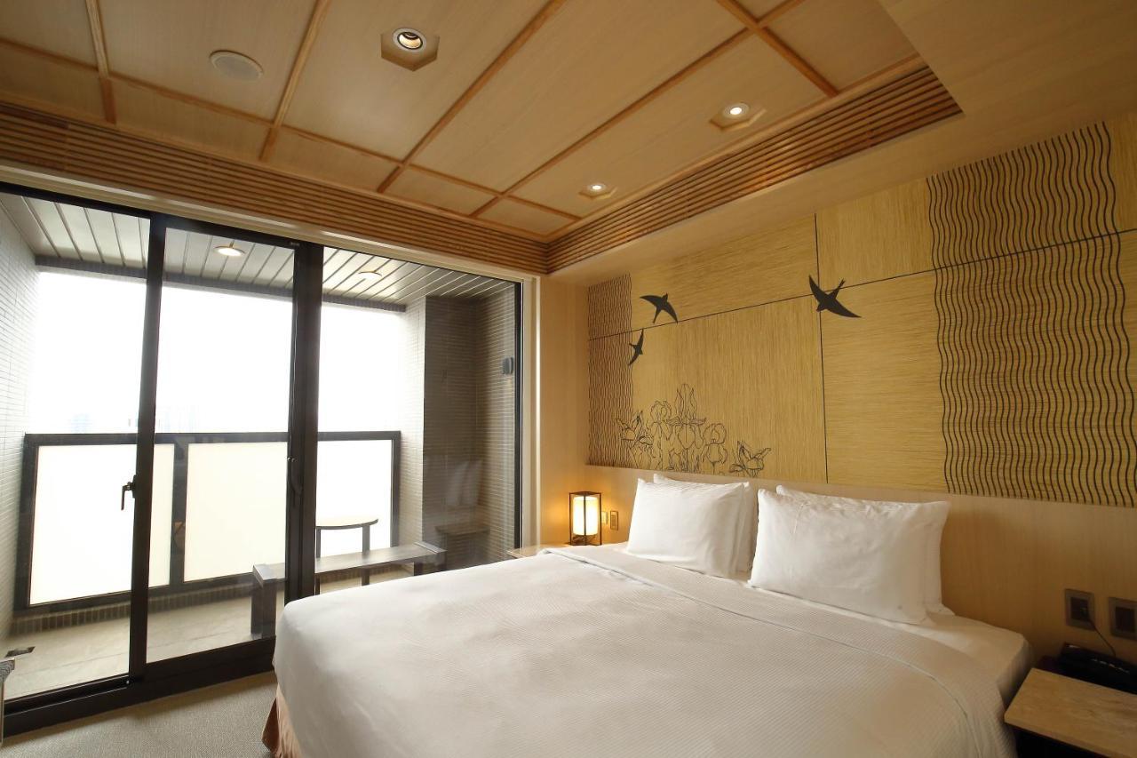 Kloud Hotel Taichung Esterno foto