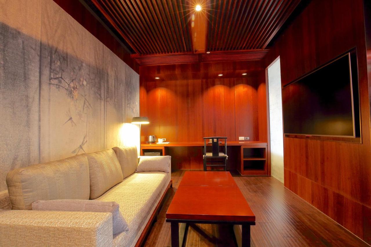 Kloud Hotel Taichung Esterno foto