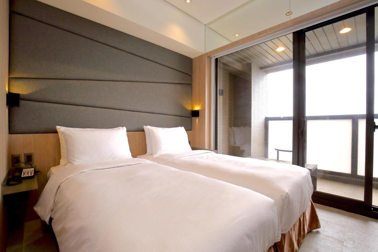 Kloud Hotel Taichung Esterno foto