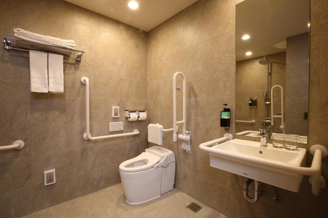 Kloud Hotel Taichung Esterno foto
