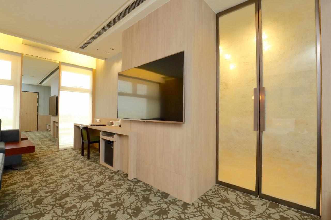 Kloud Hotel Taichung Esterno foto